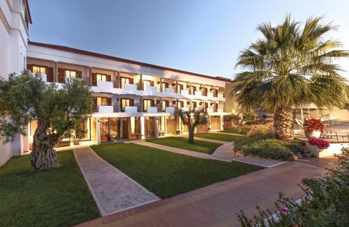 Haniotis Hotel | Tresor Sousouras