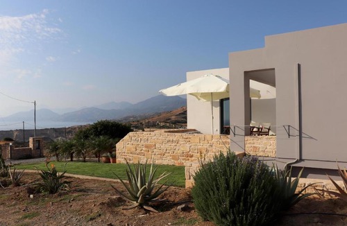 Vizari House | Triopetra View 1