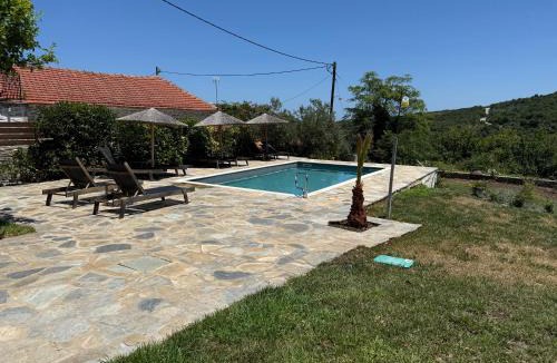 Xinovrisi Apartment | Tsagarakis Guesthouse & Pool, Xinovrissi Pelion