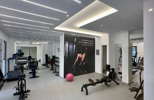 Athens Apartment | TT Luxury Homes I Astris - LUXE Shared Pool & Gym