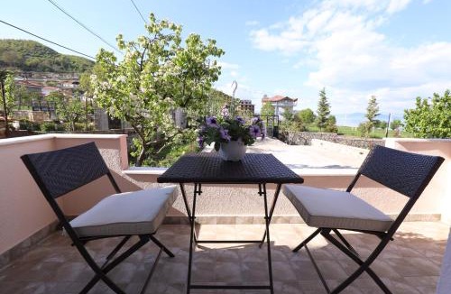 Piskupat House | Turka Lake House