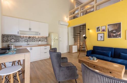 Psathopirgos Apartment | Two Olive Trees - "Leaf" Apartment - 2 bedrooms
