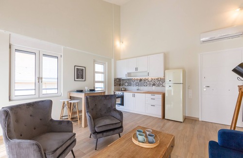Psathopirgos Apartment | Two Olive Trees - "Leaf" Apartment - 2 bedrooms