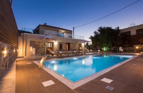 Sfinari Villa | Tzouganos Villa