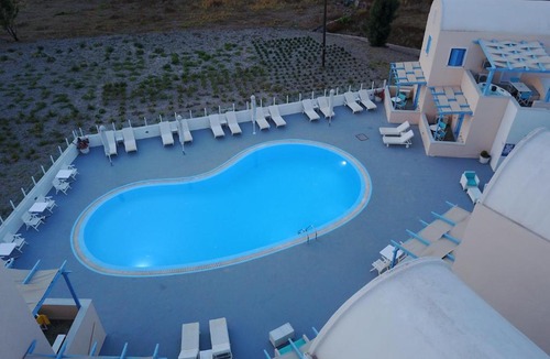 Oia Apartment | Unique Galini Oia - Adults Only
