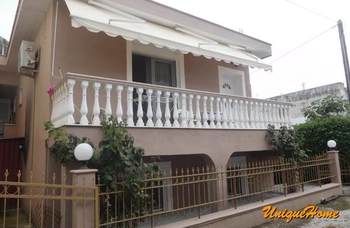 Nea Peramos Apartment | Unique Home