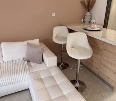 Peristeri Apartment | Urban elegant suite!
