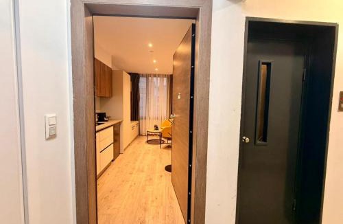 Omonia Apartment | Urban Star F1