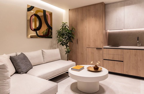 Piraeus House | Urban Studio 2 by Fasma Suites