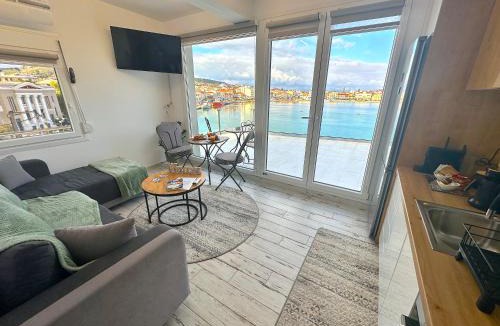 Mytilene Apartment | Utopia View