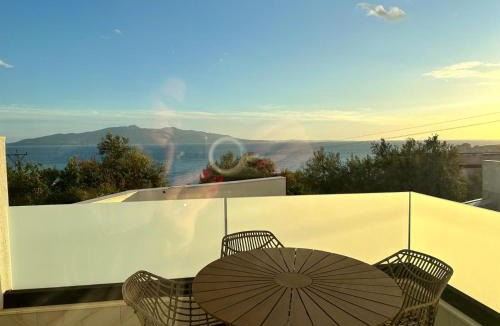 Qafe e Gjashtes Apartment | Valentina - Corfu View Residence