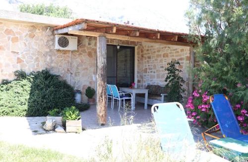 Triopetra House | VANGELIS-Triopetra