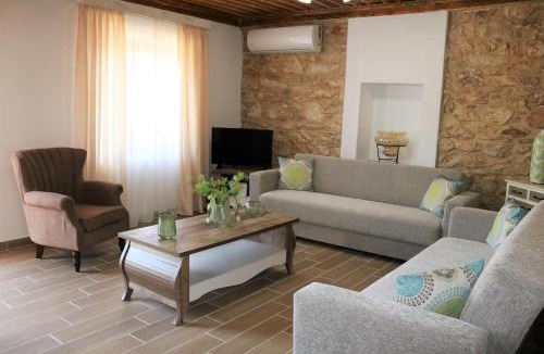 Thasos House | Vasilis House