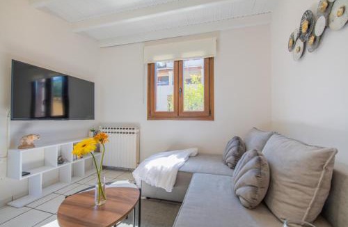 Gouvia House | Venetian Shipyard Cottage