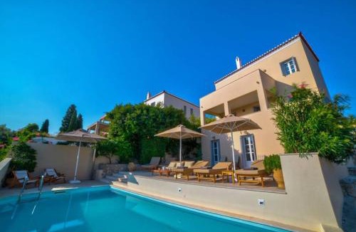 Spetses House | View-topia Amazing View, Private Pool, Close to the center.
