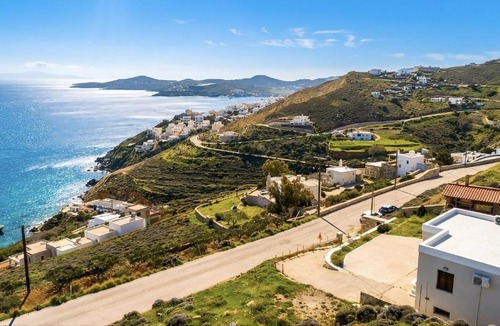Syros Villa | Vignetta Mare 2BR Villa με Θέα & και Ιδιωτικό Πάρκινγκ