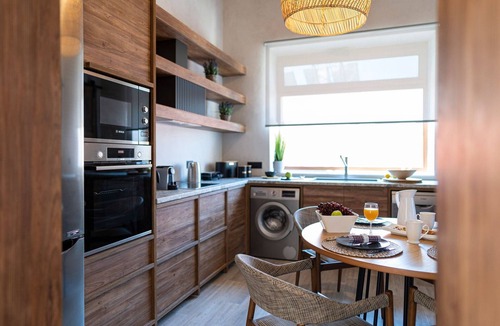 Kattavia Villa | Viila Alvireon, 1 Big House and 1 external Deluxe Studio, Furnished Terrace,.
