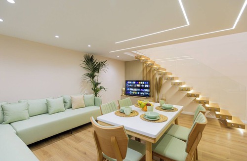Vlore House | Vila Arial