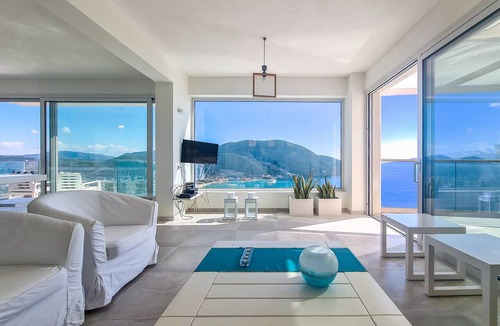Evgiros Villa | VILLA 6*Get a 10%-25% discount,LESS THAN NORMAL! Independent Villa