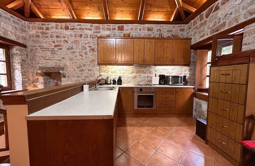 Potamia Villa | Villa Acroria in Karpenisi