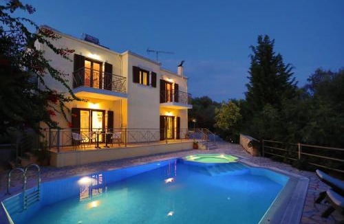 Magazia Villa | Villa Aloni