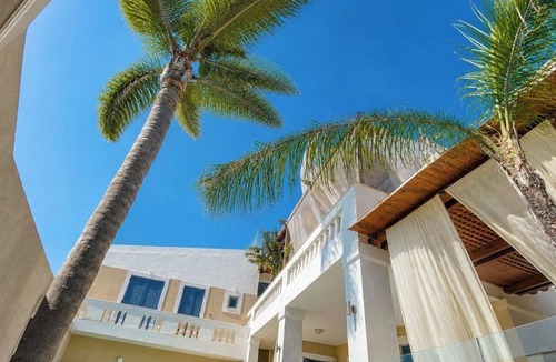 Loutra Villa | Villa Athena Kallergi – Historic Cretan Estate, Pool & Courtyard