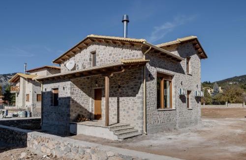 Arachova Ski Chalet | Villa Athina Stone & Snow
