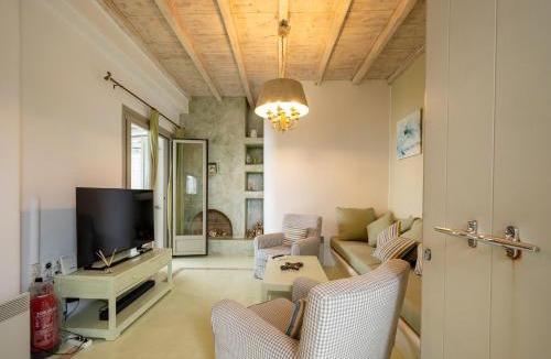 Kalafatis House | Villa Azallea by Mykonian Kazarte