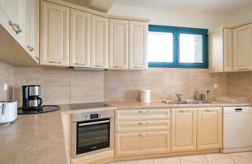 Livadi Villa | Villa by Kissakas Beach with Sea Views