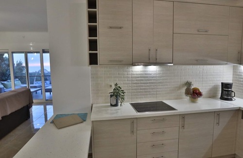 Adelianos Kampos House | Villa Canella, Modern villa with private pool, 5 minutes from the beach