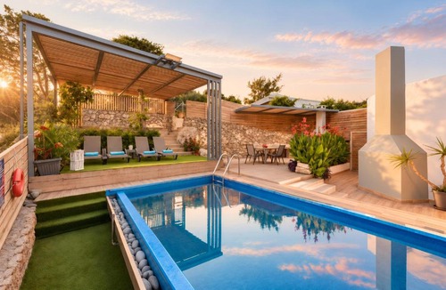 Vathi Villa | Villa Canes Heated Pool