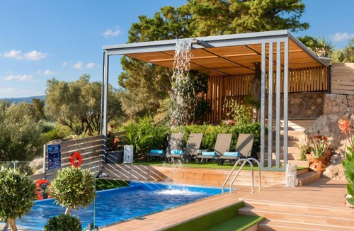 Vathi Villa | Villa Canes Heated Pool