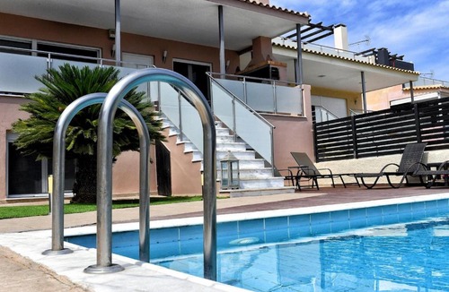 Loutraki Villa | Villa Cat El