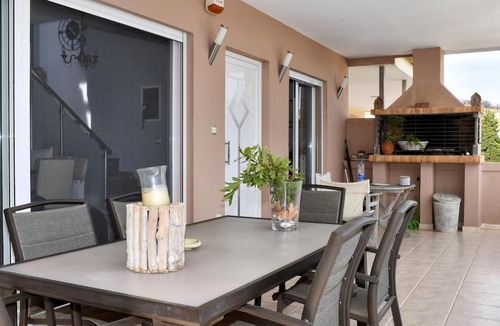 Loutraki Villa | Villa Cat El