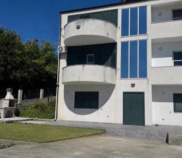 Golem House | Villa Cepeli