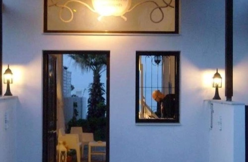 Derveni Hotel | Villa Constantina Apartments