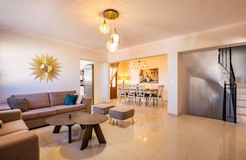 Voladha House | Villa Danai – 3-Bedroom Villa in Volada, Karpathos Close to Top Beaches