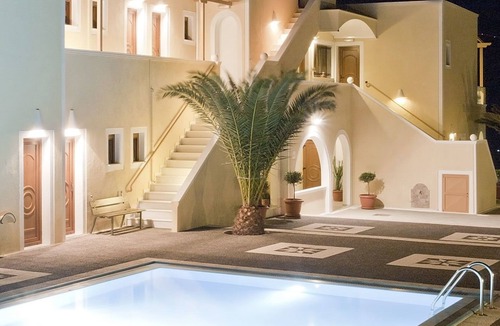 Vothon Hotel | Villa Danezis