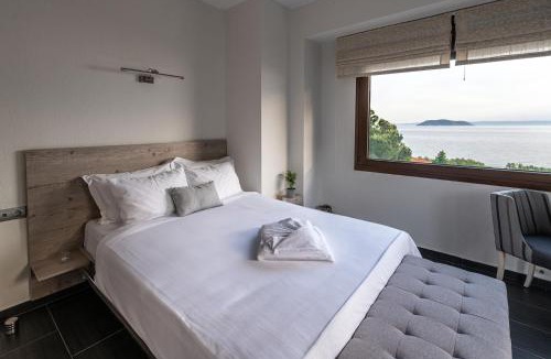 Paradhisos Villa | Villa Efmaria, Marmaras, Halkidiki