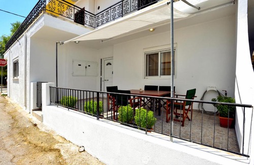 Soroni Apartment | Villa Eva