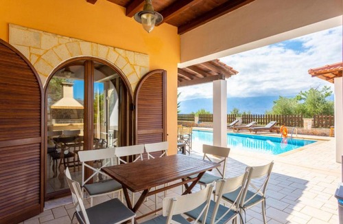 Kefalas Villa | Villa Eva Large Private Pool AC WiFi