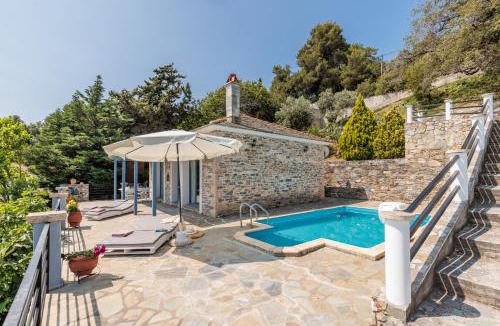 Skopelos Apartment | Villa Galazopetra - Peaceful Sea View Escape