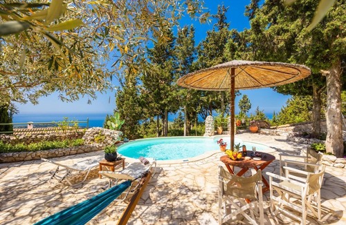 Vlachopoulatika Villa | Villa Gallini - One Bedroom Villa, Sleeps 2