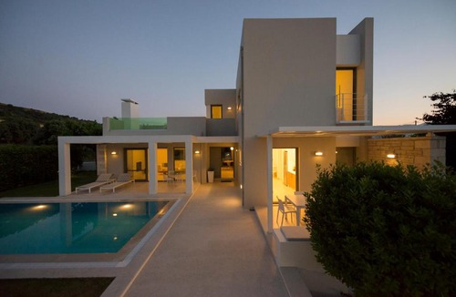 Monopari Villa | Villa Gonia