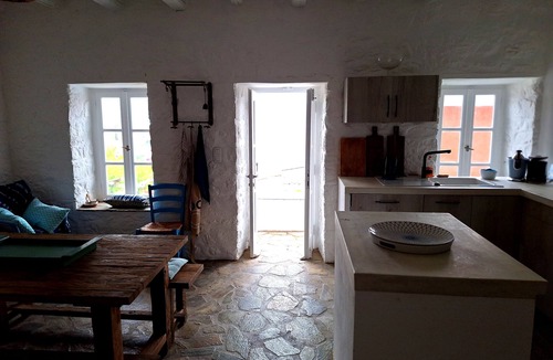 Idhra House | Villa Helios - House for 8/10 people in Hydra (Kiafa). Spectacular view.
