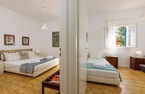 Gournai House | Villa in the Garden