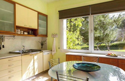 Mytilene House | Villa Laurette Kratigos, Private Escape with Views