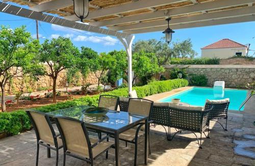 Spetses Villa | Villa Lida Spetses - Private Pool