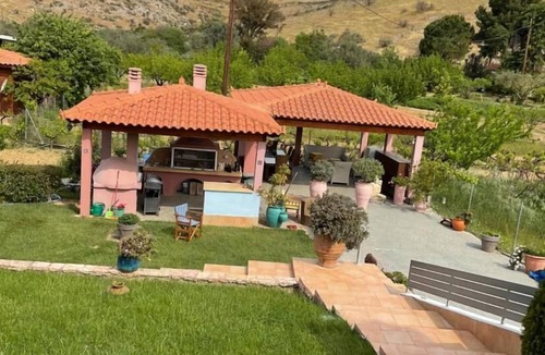 Chalcis Villa | Villa Lilandion luxury and privacy