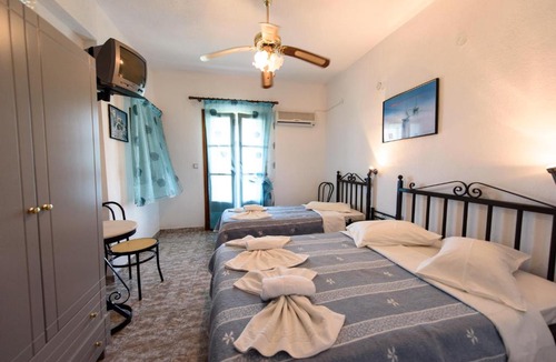 Alikias House | Villa Mara